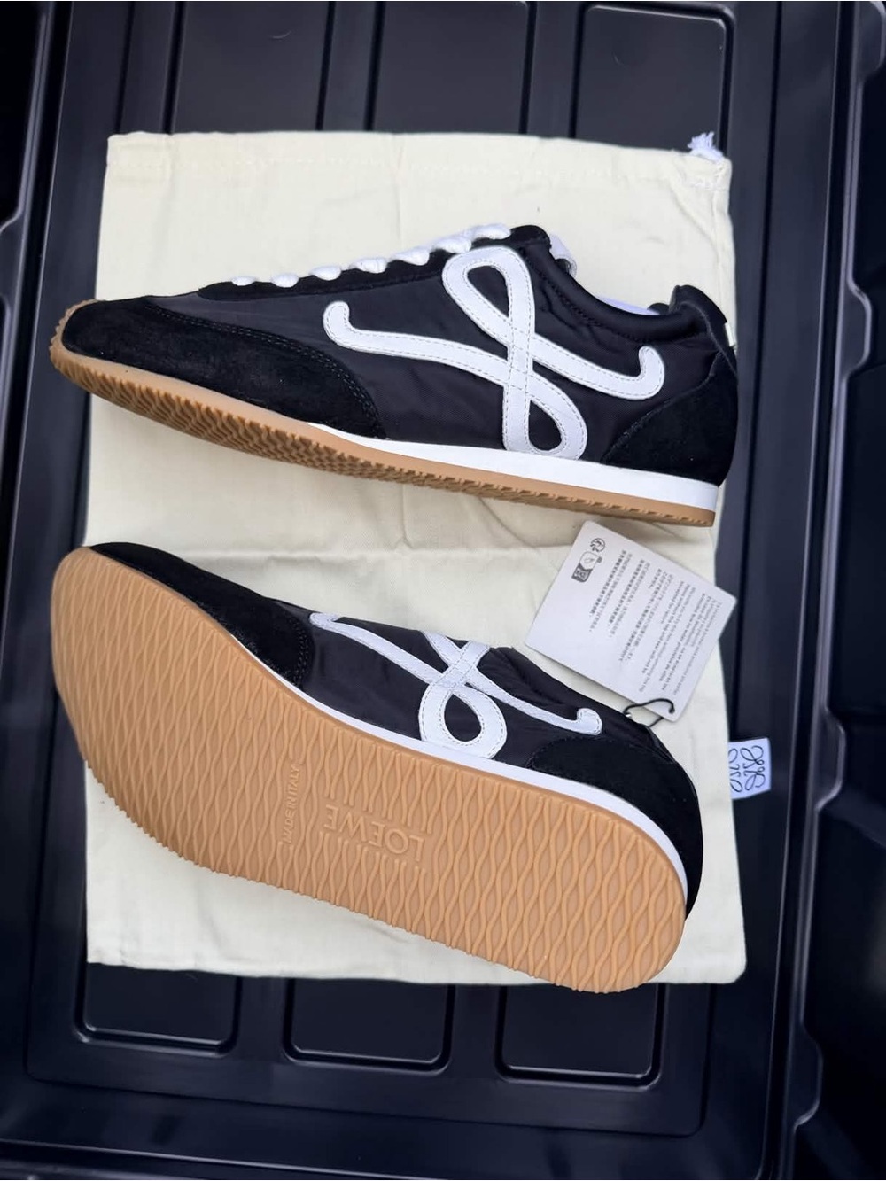 LOEWE Sneakers Ballet Runner 2.0 Black White Women’s US 5.5 EU 35 New - Picture 3 of 4